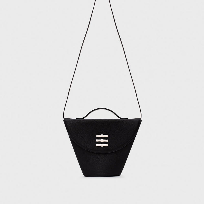 LUCILLE FLAP TRAPEZE BAG NEGRO - Imagen 2