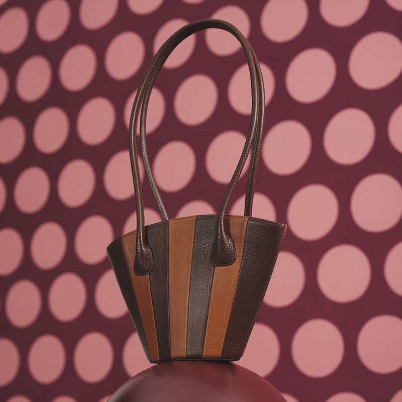 NABILA TRAPEZE BAG MARRÓN - Imagen 2