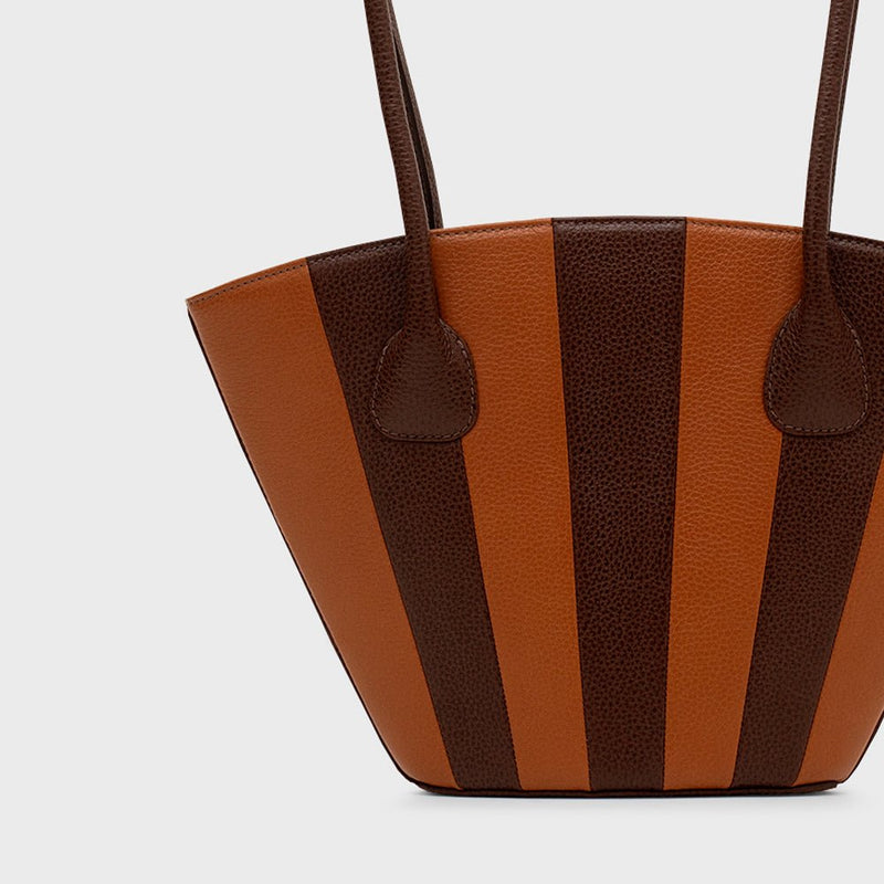 NABILA TRAPEZE BAG MARRÓN - Imagen 4